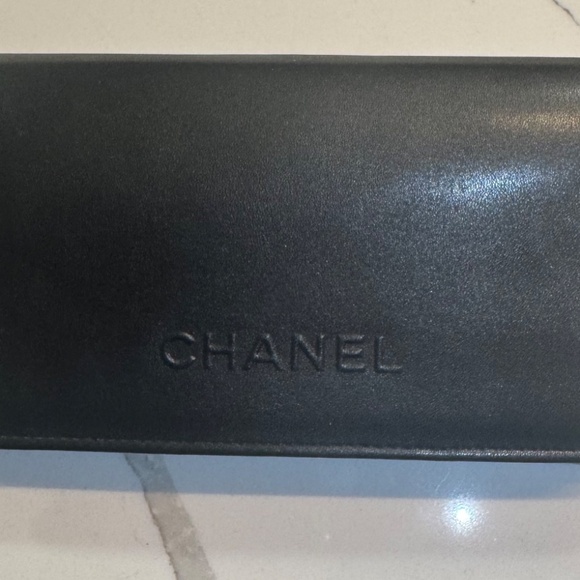 Chanel Rectangle sunglasses - Picture 8 of 12